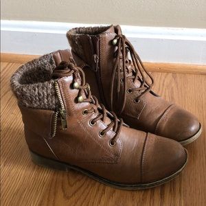 Women’s combat boots